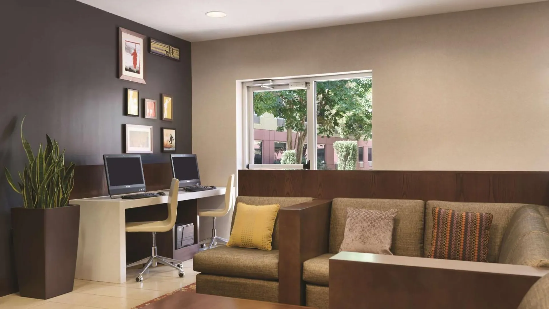 Clt Sky Suites Charlotte 3*,  United States